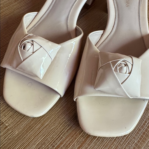 Stuart Weitzman Nude patent leather slide sandal size 8 - Picture 4 of 7
